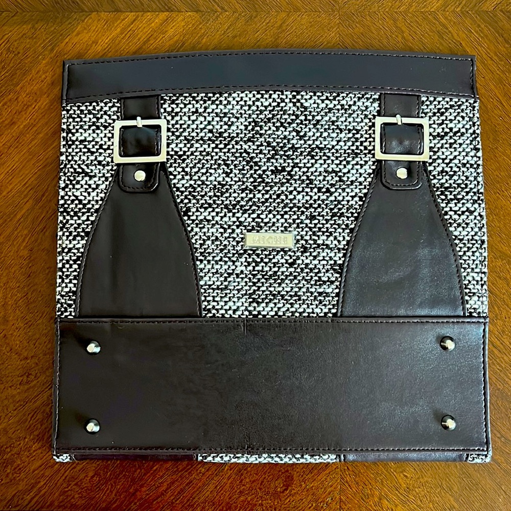 MICHE Classic Shell - Picture 3 of 5